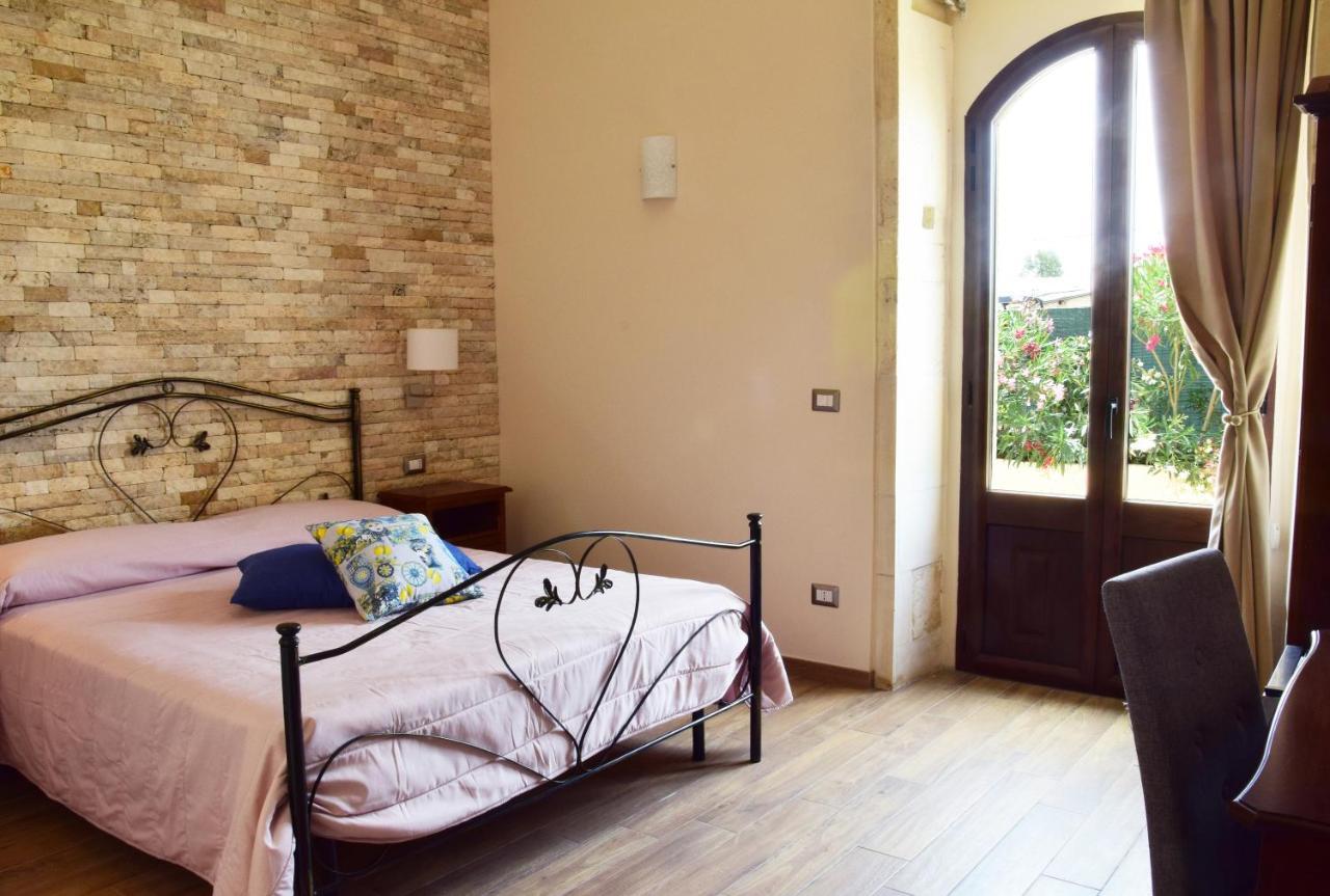 לינה וארוחת בוקר סירקוזה Antico Casale Benali מראה חיצוני תמונה